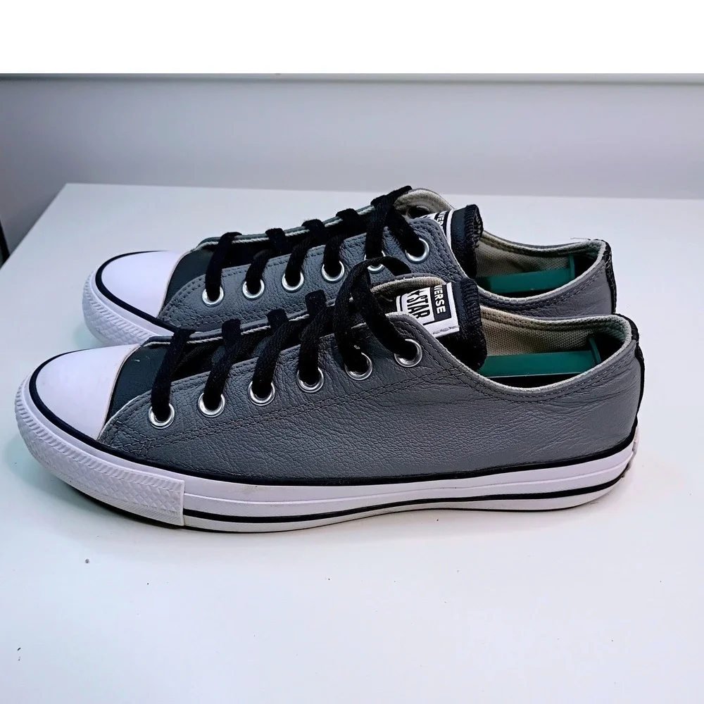 Converse Chuck Taylor All Star Low Top Grey Black Leather‎ Sneakers Womens 8.5